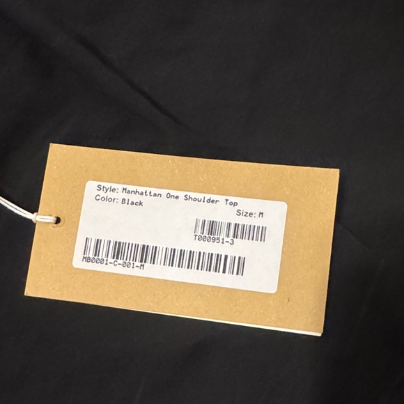 Marcella Manhattan Black One-Shoulder Top - Picture 4 of 5